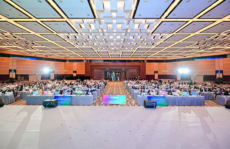 胡國(guó)安董事長(zhǎng)受邀參加2025香港國(guó)際人才節(jié)，共同探討全球人才發(fā)展趨勢(shì)與合作機(jī)遇